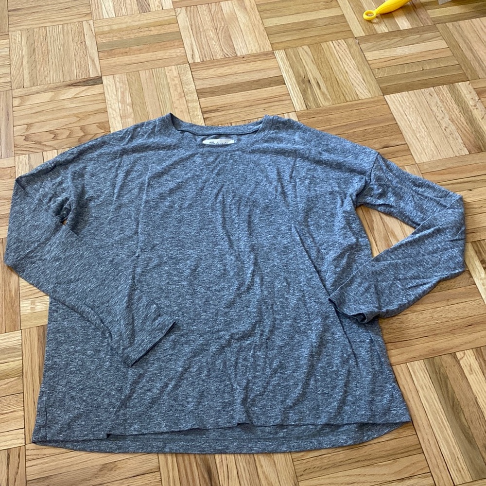 Madewell grey long sleeved T shirt women’s size XS